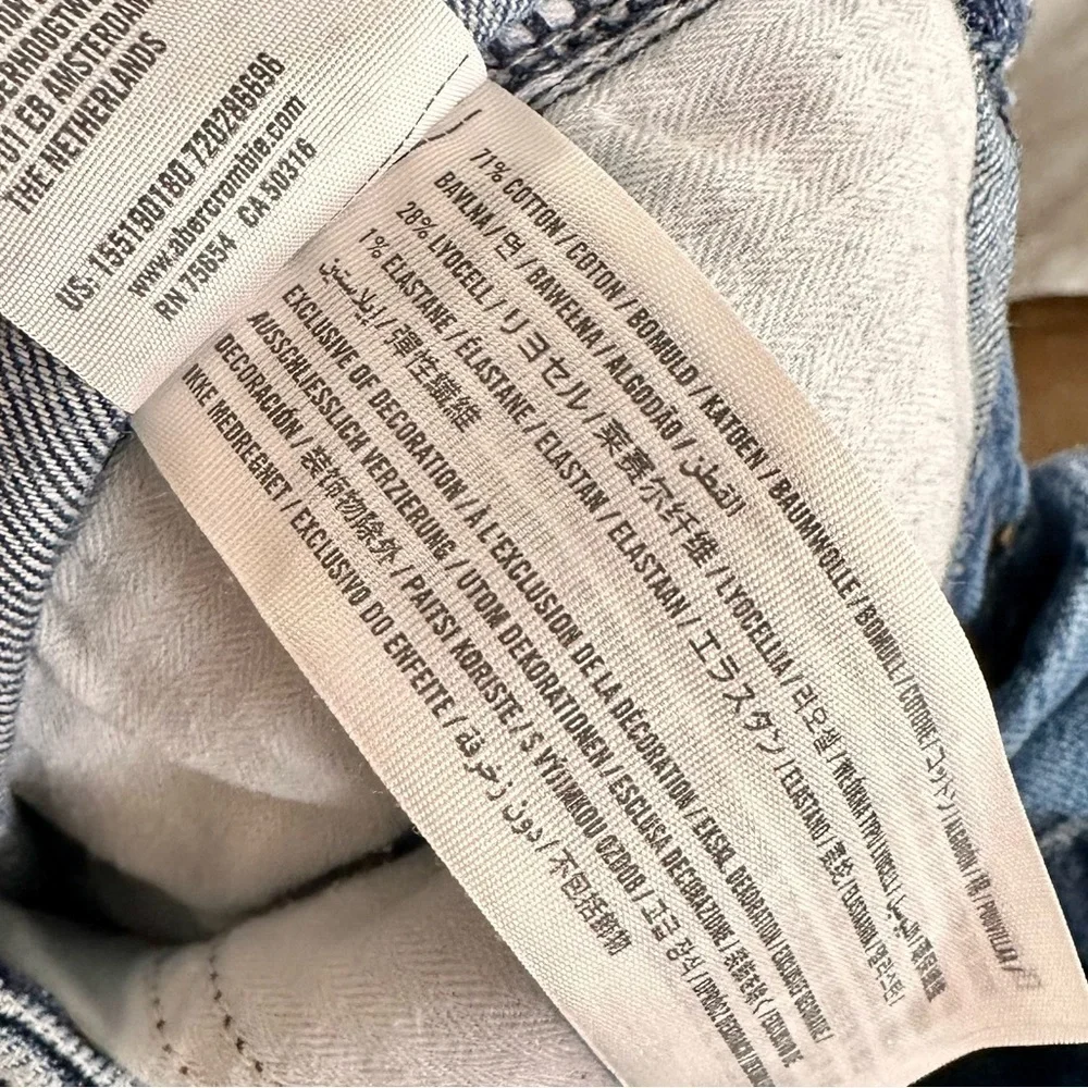 Abercrombie & Fitch paperbag waist mom jeans size 27